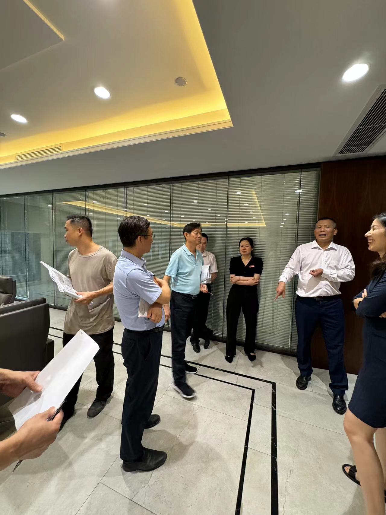 广龙鑫：安装监控实验曝光，结果惊呆百万网友！